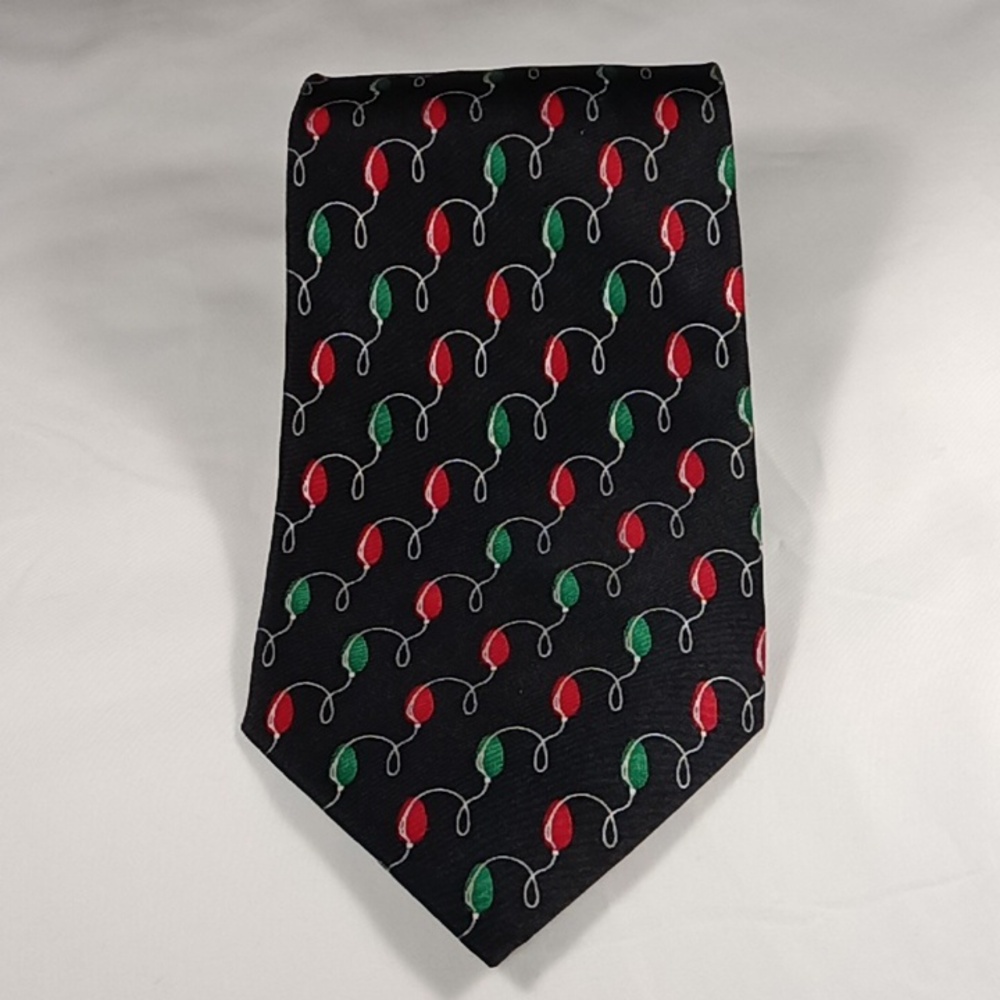 Holidays Tie Red Green Christmas lights